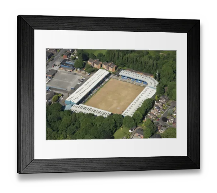 Framed Print : Gigg Lane 33174_025