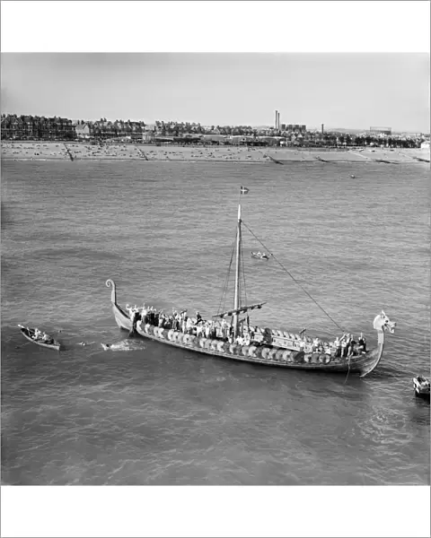Viking ship EAW026333