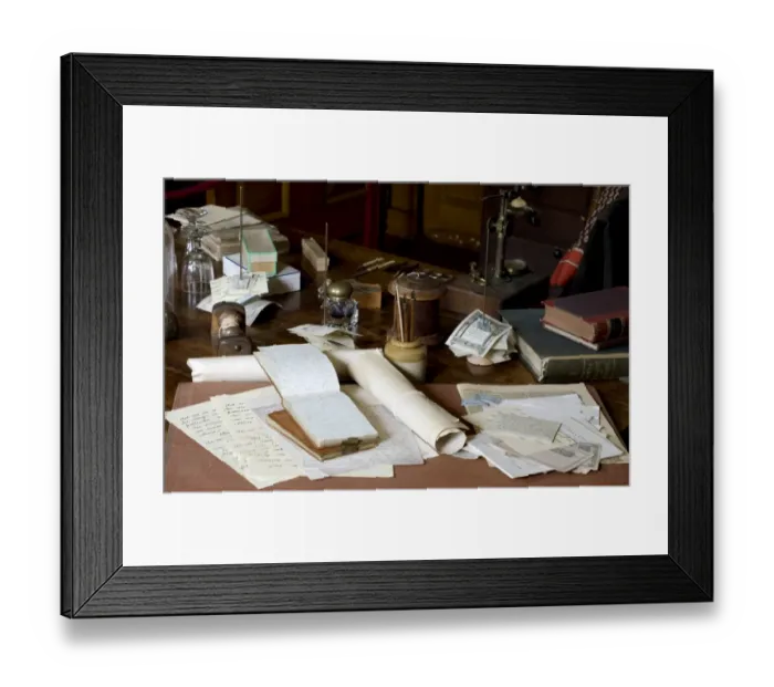 Framed Print : Darwins letters, manuscripts and notebooks N080591