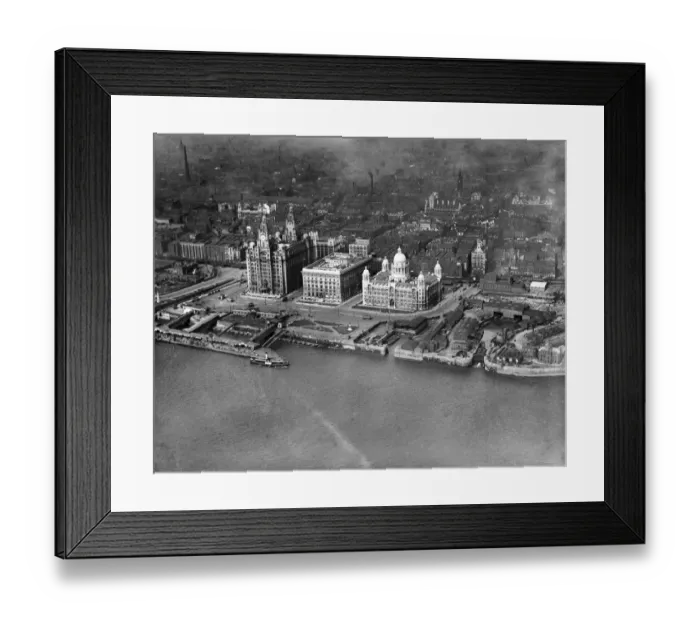 Framed Print : Liverpool Pier Head 1920 EPW003058