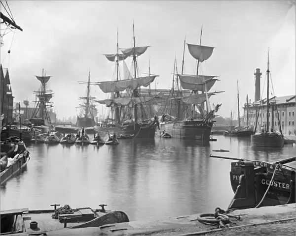 Gloucester Docks c. 1880 CC53_00092