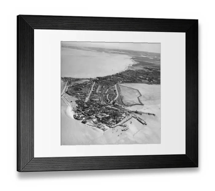 Framed Print : Harwich EAW090597