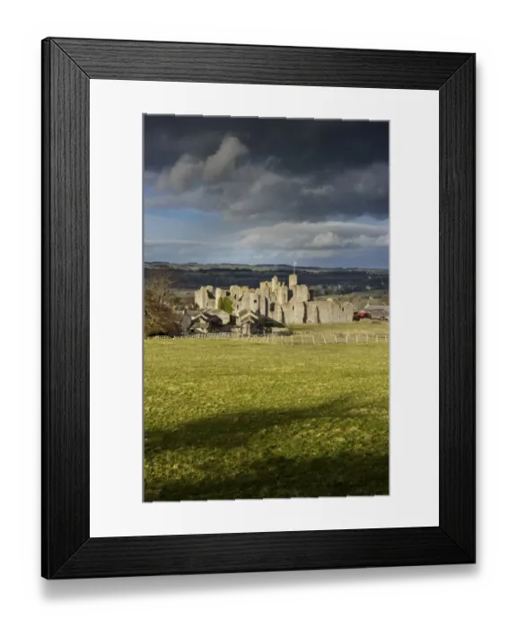 Framed Print : Middleham Castle DP168756