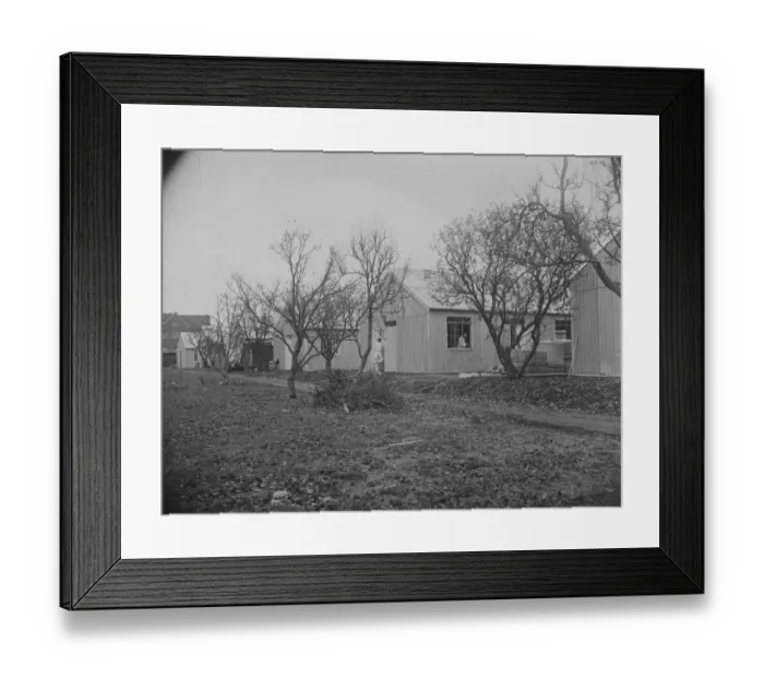 Framed Print : Prefabricated hospital med01_01_0643 Framed Print : Prefabricated hospital med01_01_0643