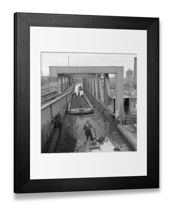 Framed Print : Barton Swing Aqueduct a98_05171