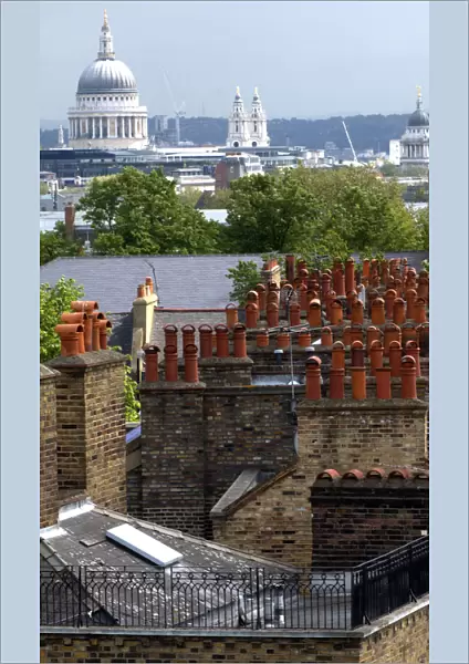 Rooftops and St Pauls DP219003
