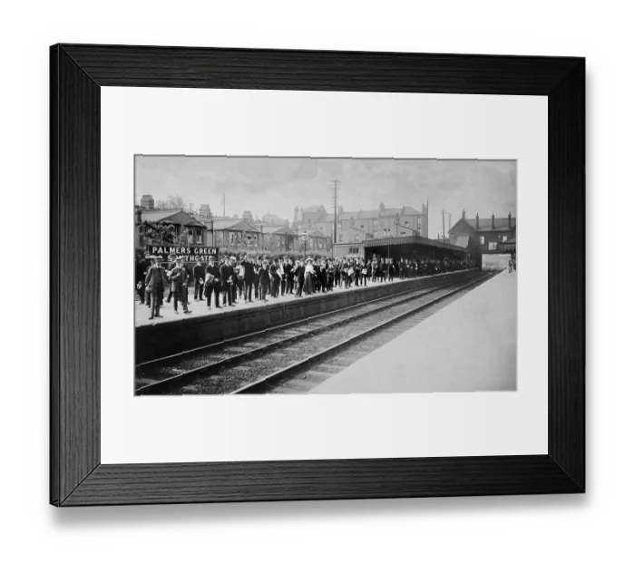 Framed Print : Commuter Station, Palmers Green Station, 1914 BB92_20713 Framed Print : Commuter Station, Palmers Green Station, 1914 BB92_20713