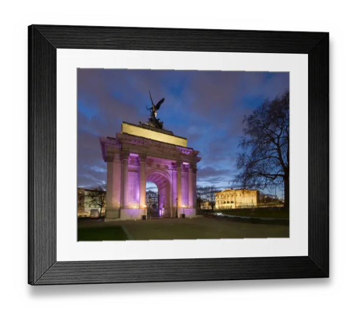 Framed Print : Wellington Arch and Apsley House N090055 Framed Print : Wellington Arch and Apsley House N090055
