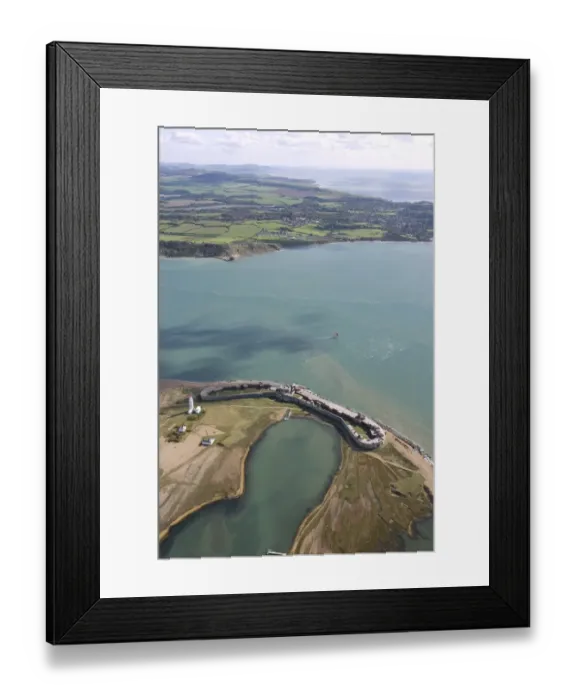Framed Print : Aerial view of Hurst Castle N071875
