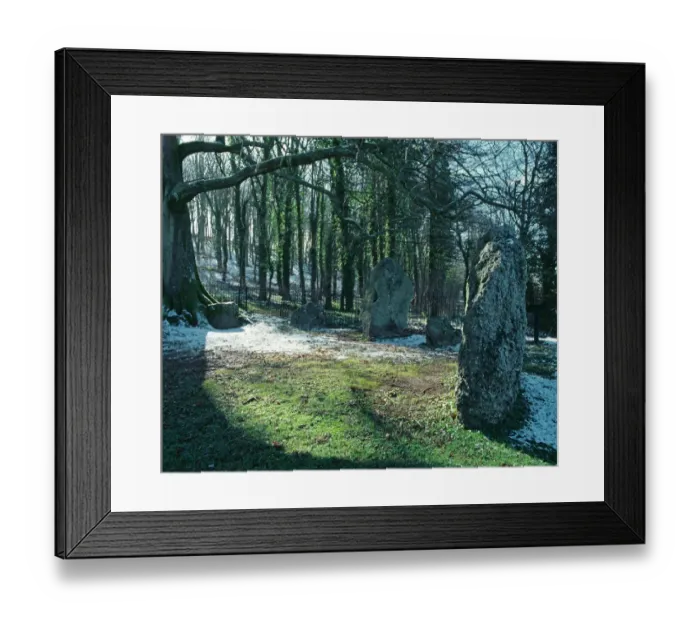 Framed Print : Nine Stones, Winterbourne Abbas K040041