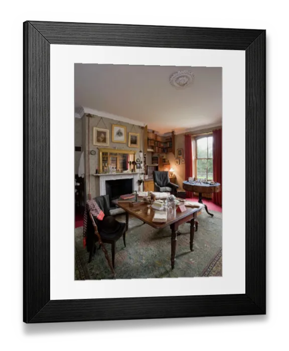 Framed Print : Charles Darwins study at Down House N080878