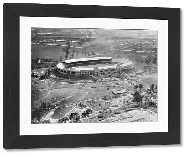 Wembley under construction 1923 EPW008279
