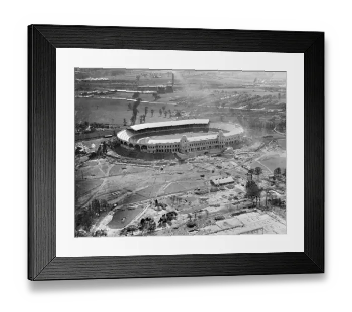 Framed Print : Wembley under construction 1923 EPW008279