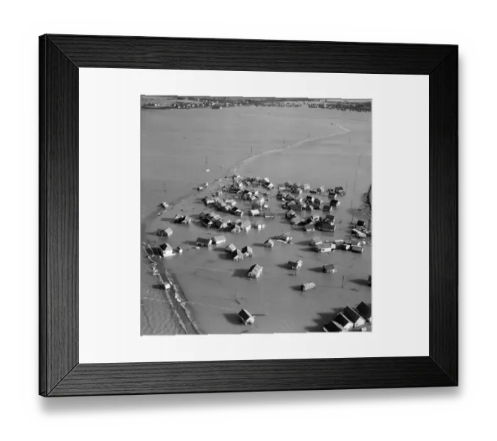 Framed Print : Coastal flooding 1953 EAW048271