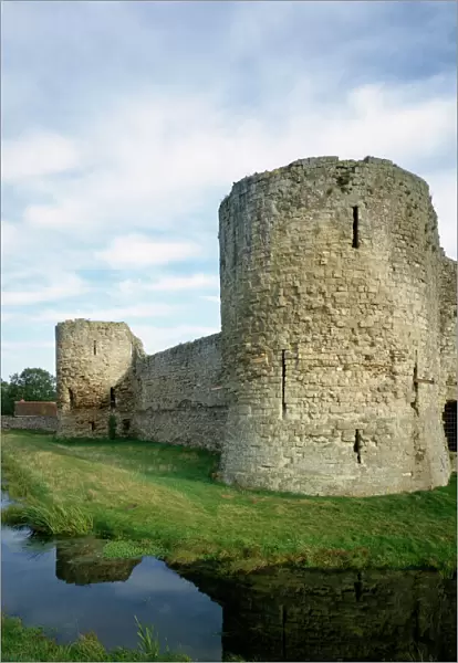 Pevensey Castle J940502