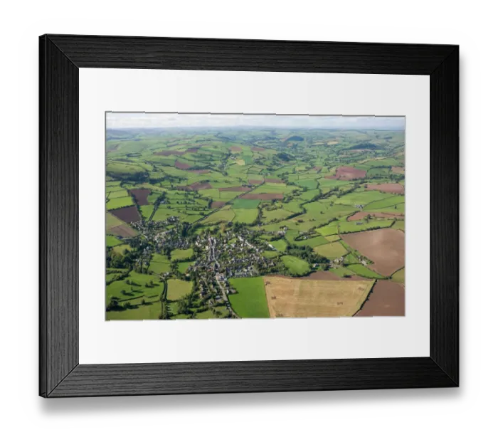 Framed Print : Clun 24753_041 Framed Print : Clun 24753_041