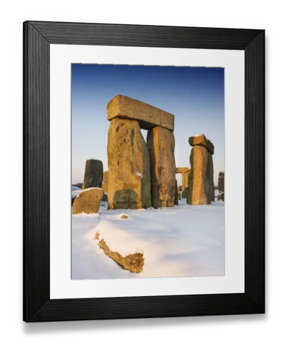 Framed Print : Stonehenge in the snow DP157907 Framed Print : Stonehenge in the snow DP157907