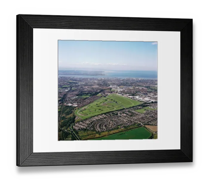 Framed Print : Aintree racecourse, Liverpool 20434_011