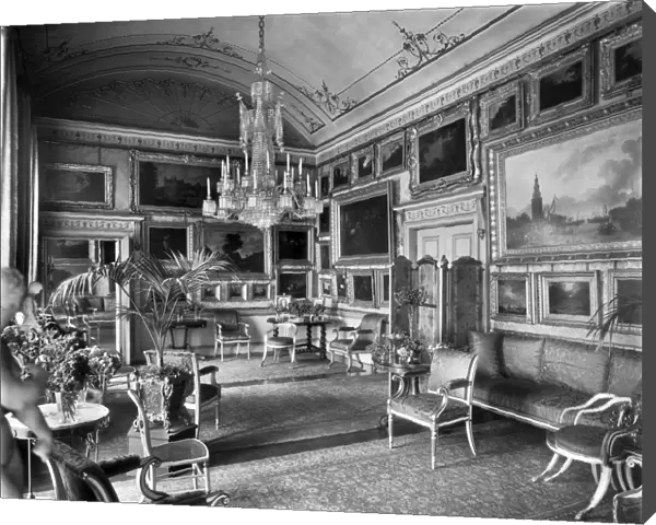 Piccadilly Drawing Room, Apsley House DD54_00088