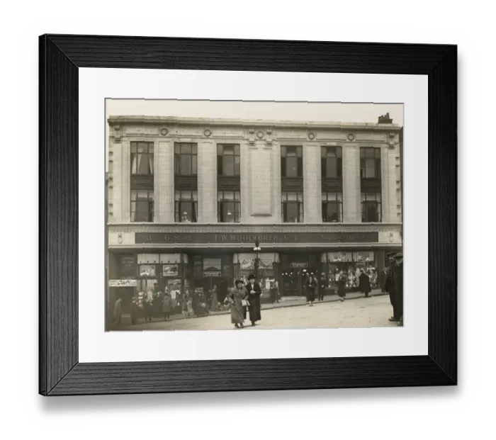 Framed Print : Woolworths, Birmingham FWW01_01_0103_001