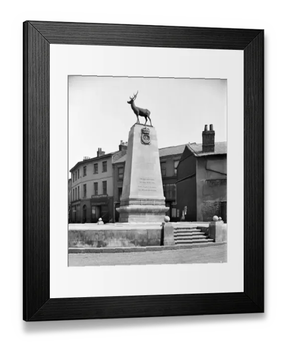 Framed Print : Hertford War Memorial BL26700_001 Framed Print : Hertford War Memorial BL26700_001