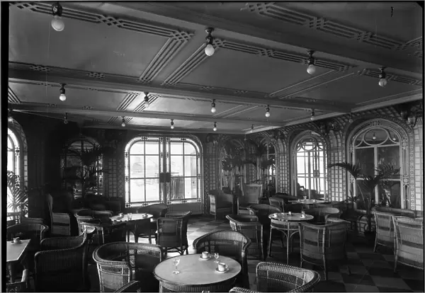 Verandah Cafe, RMS Olympic BL24990_013