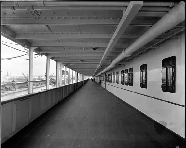 Promenade deck, RMS Olympic BL24990_020