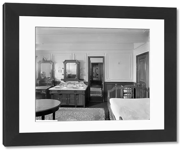 Bedroom suite, RMS Olympic BL24990_029