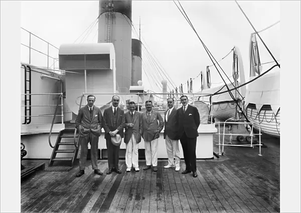 A group portrait, RMS Olympic BL24989_001