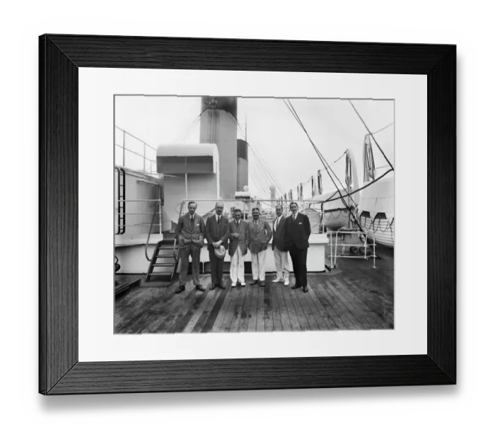 Framed Print : A group portrait, RMS Olympic BL24989_001