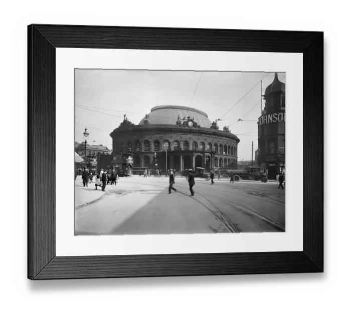 Framed Print : Corn Exchange, Leeds CC73_03024 Framed Print : Corn Exchange, Leeds CC73_03024