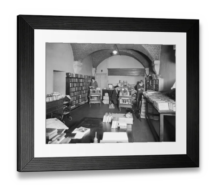 Framed Print : Library CC46_00597