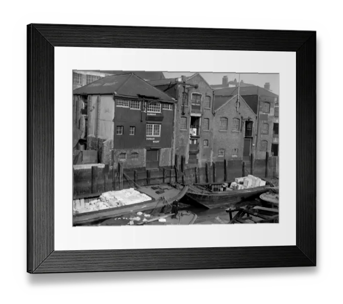 Framed Print : Dunbar Wharf, Limehouse, London a002456 Framed Print : Dunbar Wharf, Limehouse, London a002456
