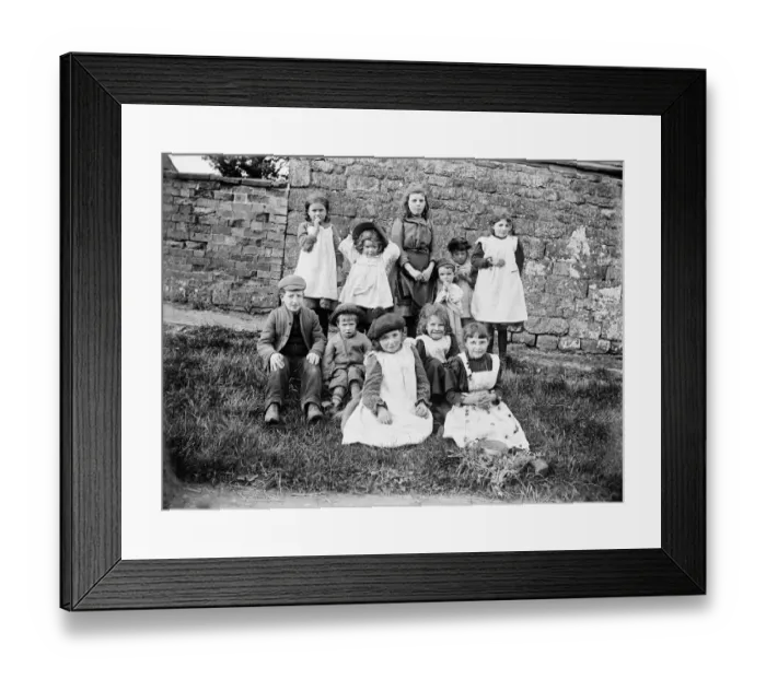 Framed Print : Group of Children a97_05427 Framed Print : Group of Children a97_05427