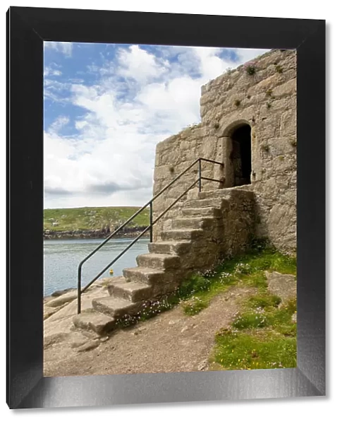 Cromwells Castle, Tresco, Isles of Scilly N090225
