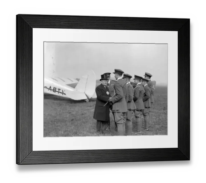 Framed Print : Visiting dignitary AFL03_aerofilms_b730