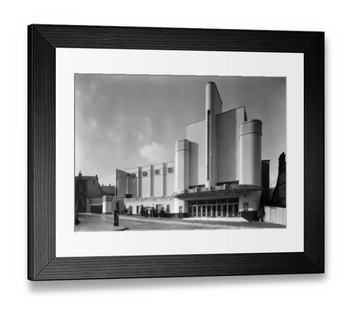 Framed Print : Woolwich Odeon BB87_03661 Framed Print : Woolwich Odeon BB87_03661