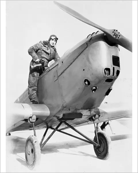 Pilot and plane AFL03_aerofilms_c19951