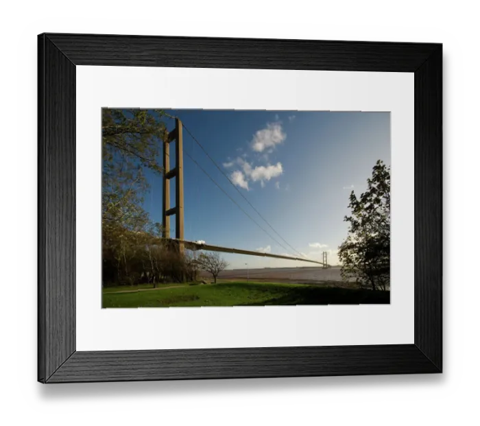 Framed Print : Humber Bridge N090342