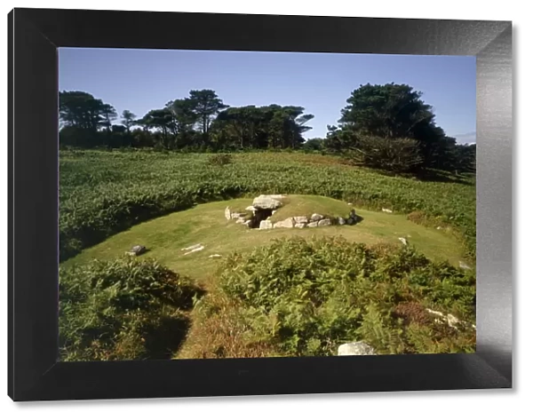 Innisidgen Burial Chamber, Isles of Scilly K920399