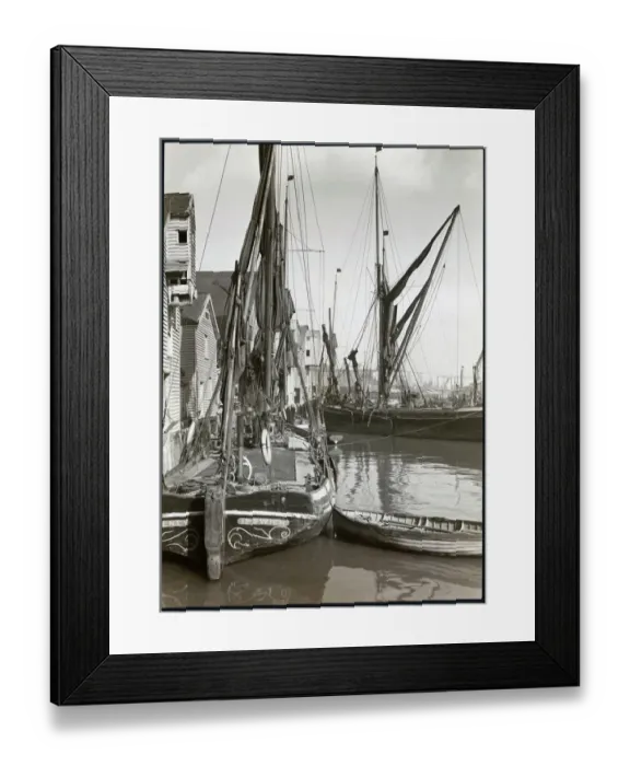 Framed Print : Sailing vessels moored at Rochester DIX02_01_188 Framed Print : Sailing vessels moored at Rochester DIX02_01_188