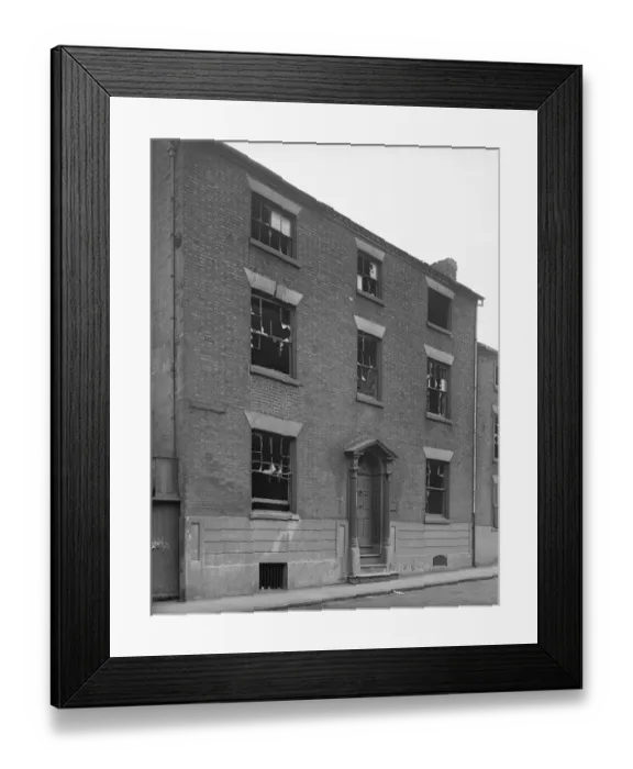 Framed Print : Chapel House Deritend, 1941 a42_00470 Framed Print : Chapel House Deritend, 1941 a42_00470