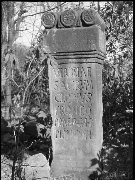 Roman Altar a42_02012