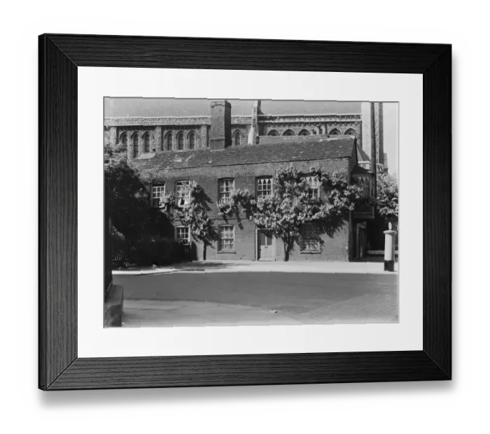 Framed Print : Hammersmith CXP01_01_048 Framed Print : Hammersmith CXP01_01_048