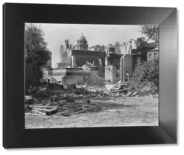 Demolition at Whitehall Gardens CXP01_01_079