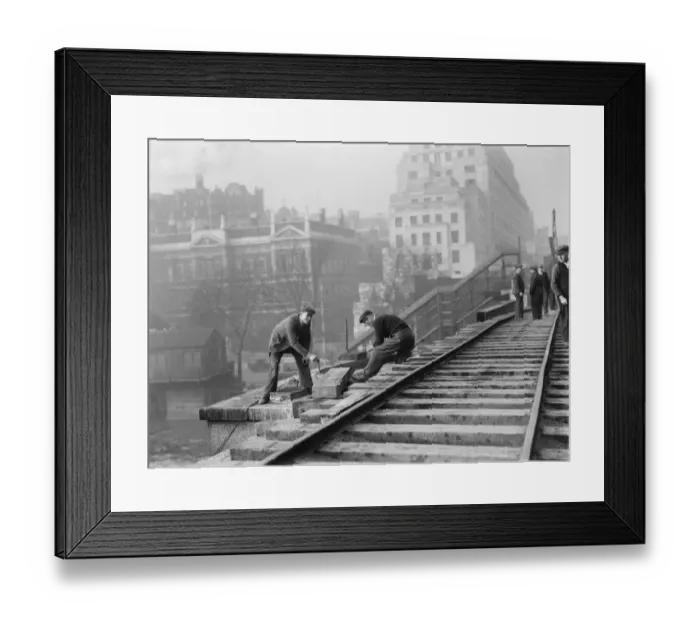 Framed Print : Demolition of Waterloo Bridge CXP01_01_102