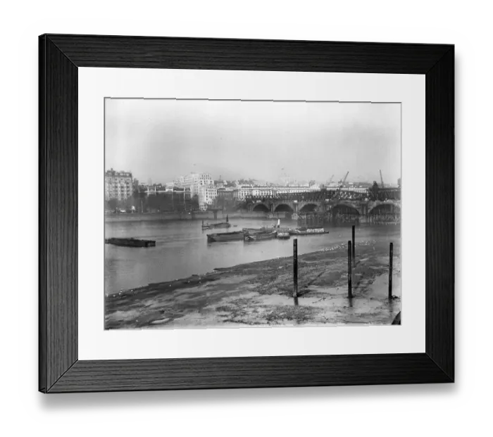 Framed Print : Demolition of Waterloo Bridge CXP01_01_104 Framed Print : Demolition of Waterloo Bridge CXP01_01_104