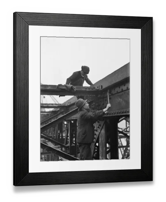 Framed Print : Demolition of Waterloo Bridge CXP01_01_096