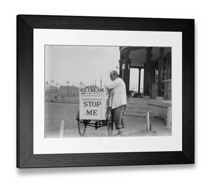 Framed Print : Ice cream cart CXP01_01_118