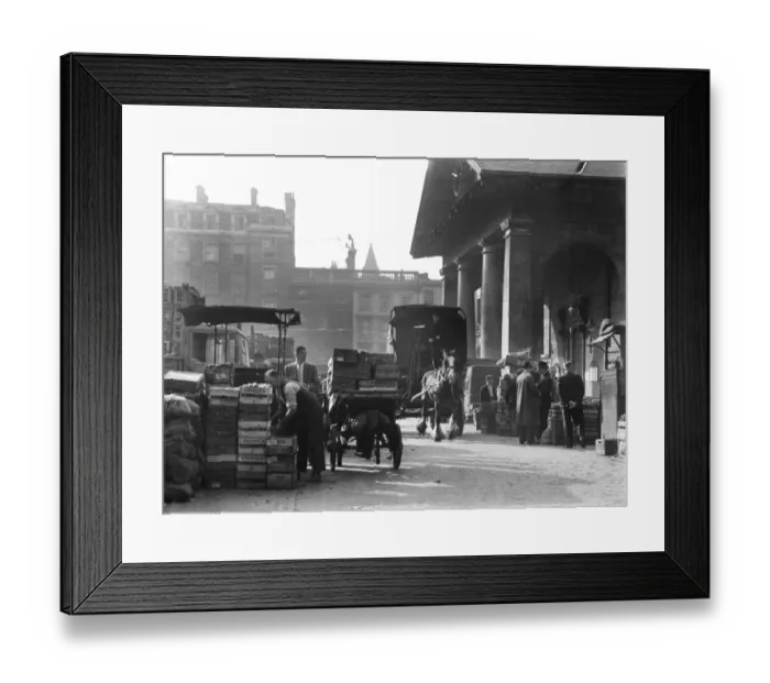 Framed Print : Covent Garden CXP01_01_157